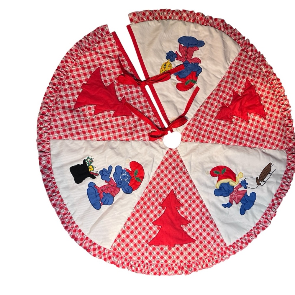 Smurfs Vintage Christmas Tree Skirt with Red Accents